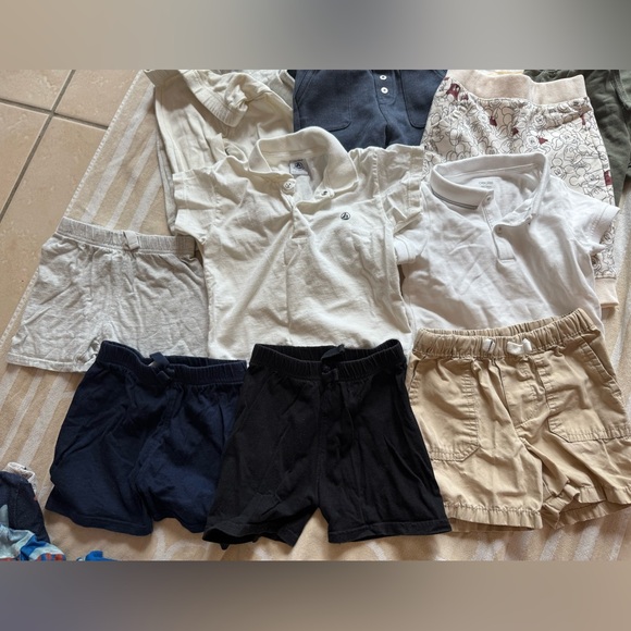 BIG BUNDLE OF BABY BOY CLOTHES & 3 SNEAKERS 9,12,18,24 MONTHS (28 total pieces) - Picture 8 of 16